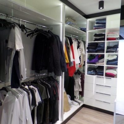 willa_andrychow00139